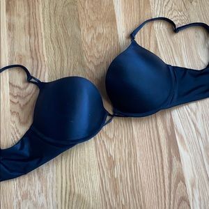 Victoria Secret bombshell bra size 34 C